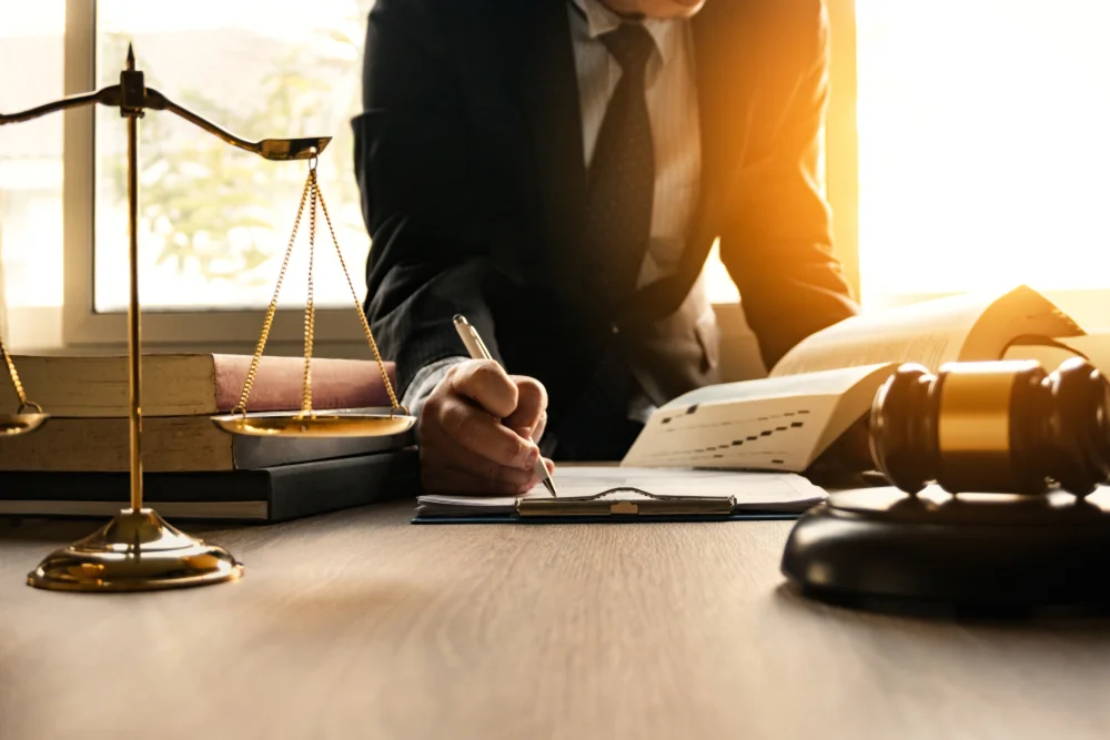 裁判所を通す方法